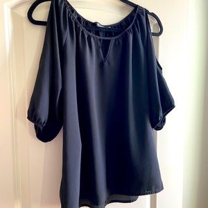 Express cold shoulder blouse size Small